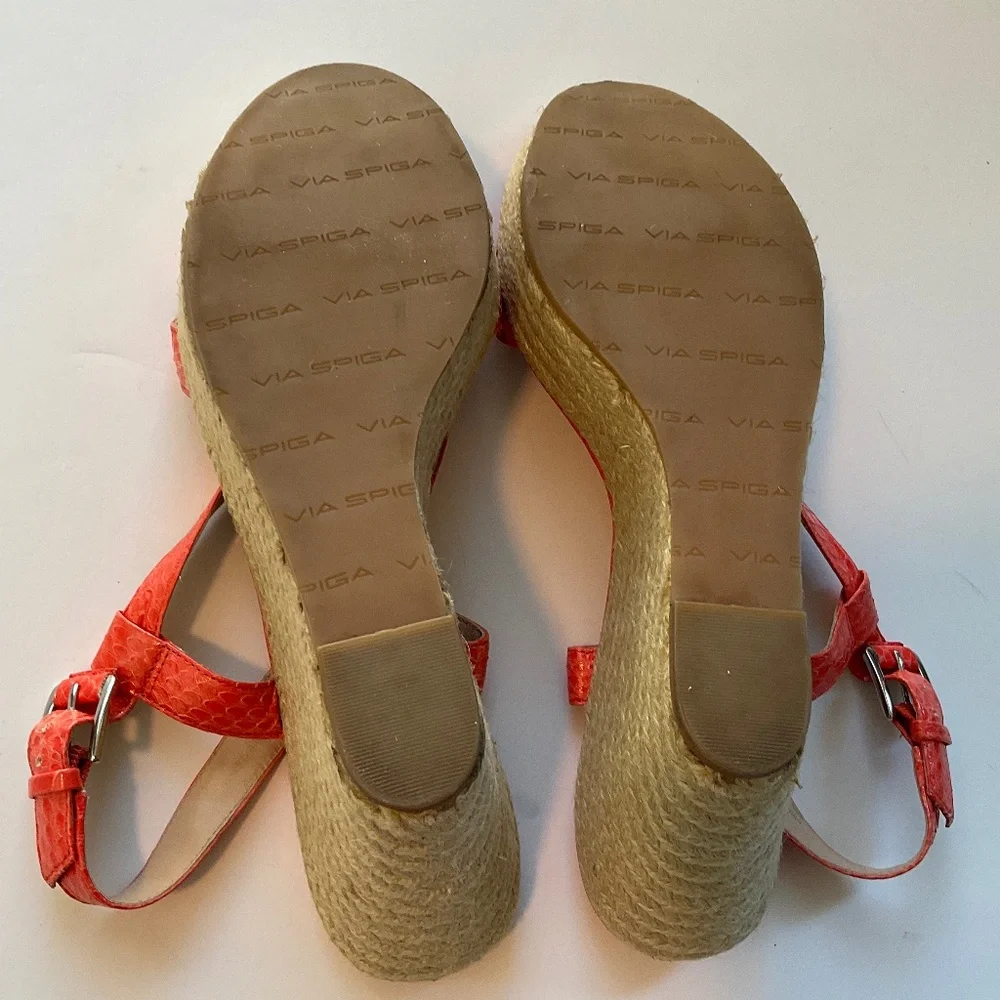 VIA SPIGA Wendi Crisscross Orange Snake Embossed Leather Wedge Sandal Size  8.5